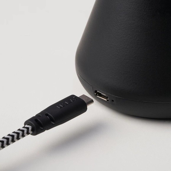 IKEA BJÖRKSPIREA BJORKSPIREA LED Light, Black Tube-Shaped (205.301.45) NEW - Picture 5 of 5